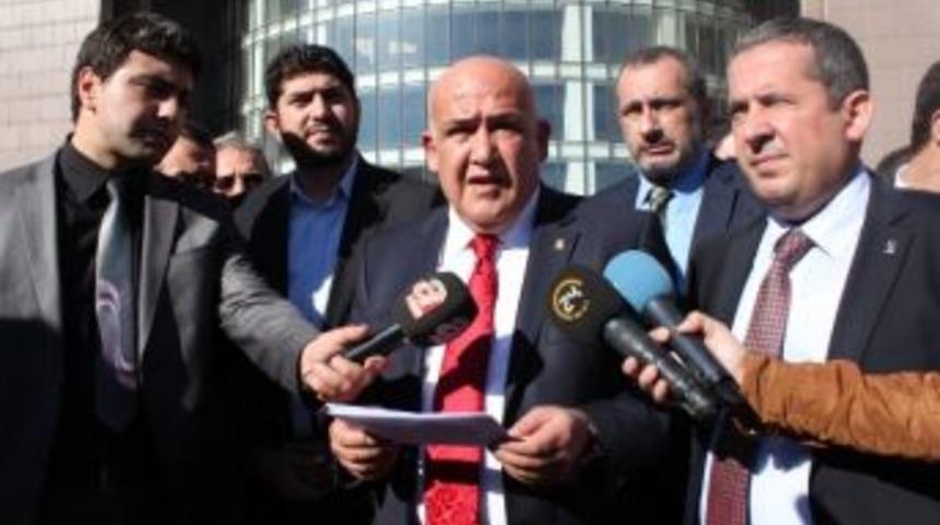 Ak Parti&rsquo;den &Ouml;mer Sarıg&uuml;l Hakkında &ldquo;pankartlı Tehdit&rdquo; Su&ccedil;duyurusu