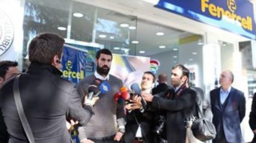 Demirel: "lig Sonunda Taraftarlarımıza Şampiyonluk Hediye Etmek İstiyoruz"