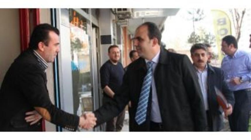 Başkan Altay Işıklar Mahallesi&rsquo;nde Halk Ve Esnafla Buluştu