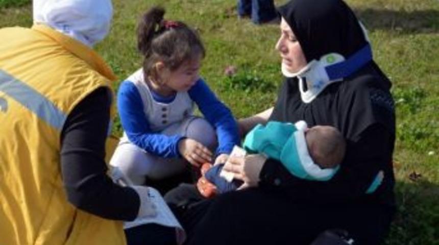 Kaza Sonrası G&ouml;zyaşlarına Boğuldu