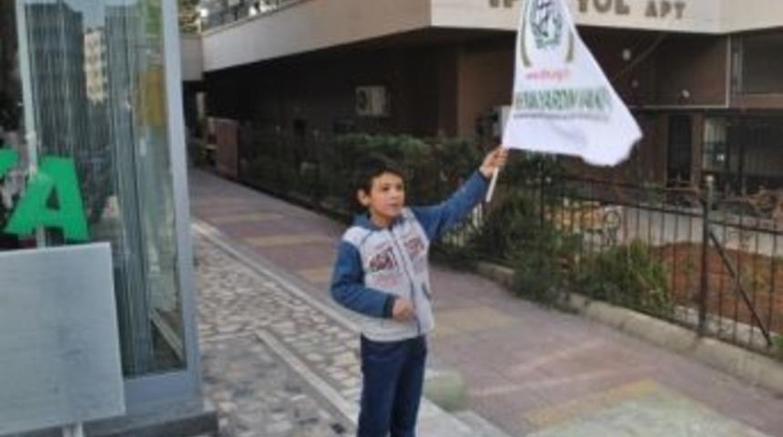 İhh, Suriyeli 144 Yetimi Giydirdi