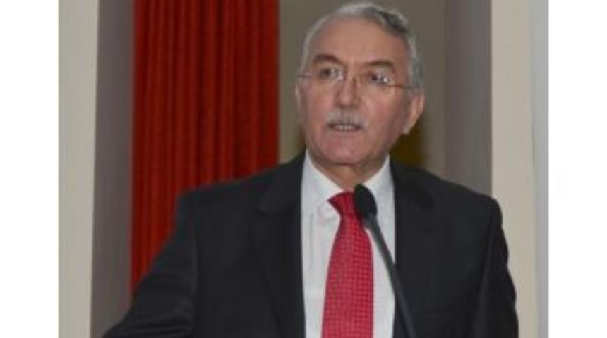 Esog&uuml;&rsquo;de &lsquo;s&uuml;rd&uuml;r&uuml;lebilir Toprak Verimliliğinde G&uuml;breleme&rsquo; Konferansı