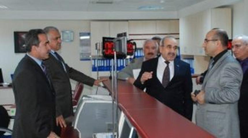 Vali Demirtaş'tan, Sgk İl M&uuml;d&uuml;rl&uuml;ğ&uuml;ne Ziyaret