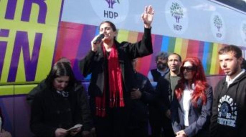 Hdp Eş Genel Başkanı Tuncel Sandalye &Uuml;zerinden Halka Seslendi