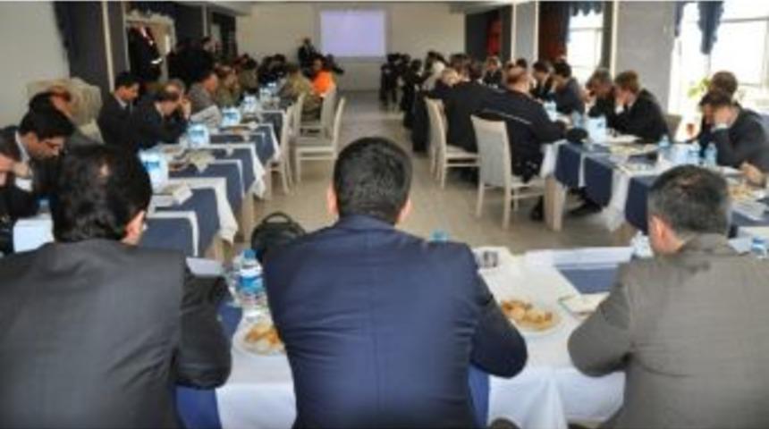 Tatvan&rsquo;da İnci Kefali Av Yasağı Koordinasyon Toplantısı