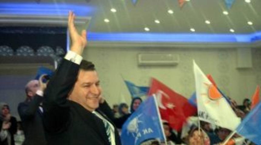 Ak Parti Kadın Kolları Başkanı H&uuml;lya Kam&ccedil;ı Bir İlke İmza Attı