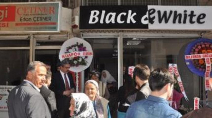 Başkan Alıcık, Esnafları Yalnız Bırakmıyor