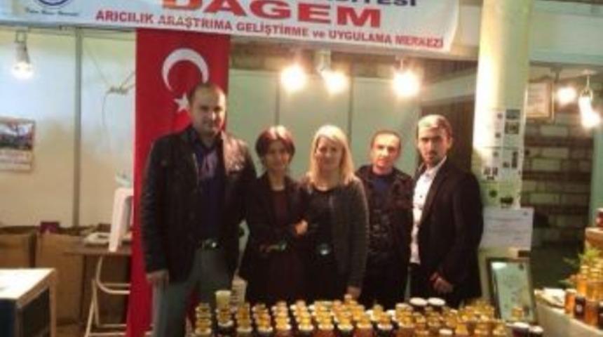 Dagem Arıcılık Ve Arı &Uuml;r&uuml;nleri Festivaline Katıldı