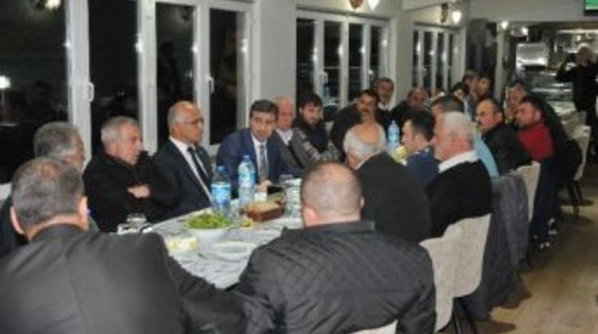 Başkan Adayı Yemenici Taksici Esnafı İle Buluştu