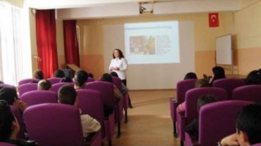 Lise &Ouml;ğrencilerine Sigaranın Zararları Anlatıldı