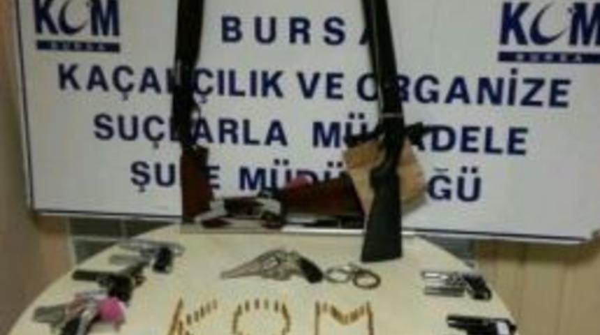 &Ccedil;ete Operasyonunda 10 Tutuklama