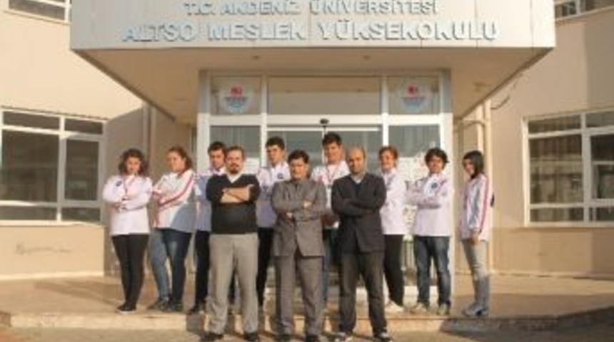 A&uuml; Alanya Ticaret Ve Sanayi Odası Meslek Y&uuml;ksekokulu &Ouml;d&uuml;llerle D&ouml;nd&uuml;