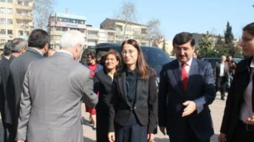 Aile Ve Sosyal Politikalar Bakanı Ayşenur İslam Trabzon&rsquo;da