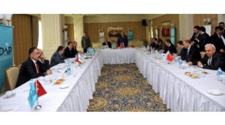 Yy&uuml; Rekt&ouml;r&uuml; Prof. Dr. Battal Dap B&ouml;lgesi &Uuml;niversiteler Birliği Başkanı Se&ccedil;ildi