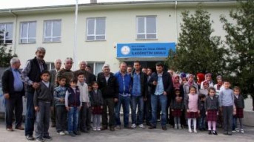 Velilerden &Ouml;ğretmen A&ccedil;ığına Tepki