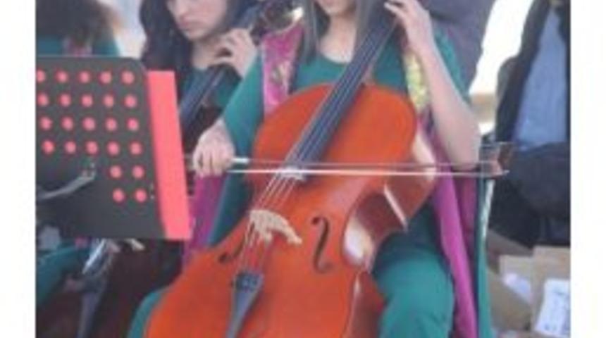 Hasankeyf Orkestrası Cizre'de Konser Verdi