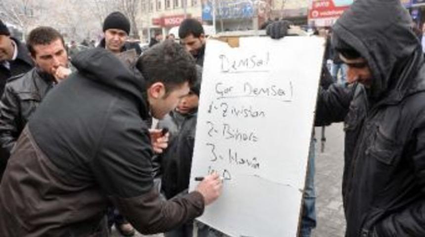Eğitim Sen Muş Şube Başkanlığından 'd&uuml;nya Ana Dil G&uuml;n&uuml;' A&ccedil;ıklaması