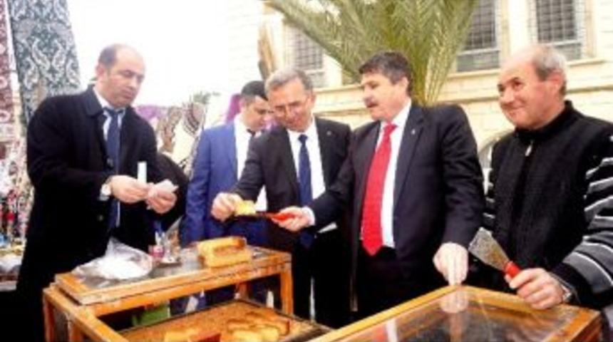 Ak Partili Tanrıverdi: "tatlı Yiyelim, Tatlı Konuşalım"