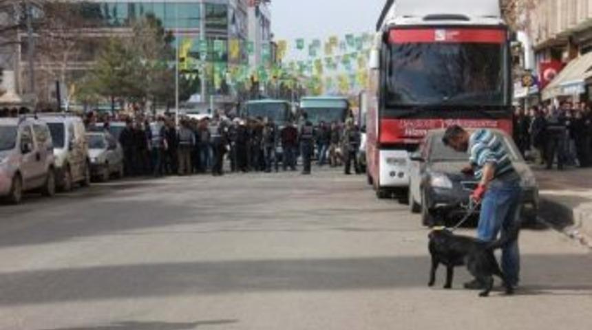 Suriye Plakalı Ara&ccedil;, Bing&ouml;l Polisini Alarma Ge&ccedil;irdi