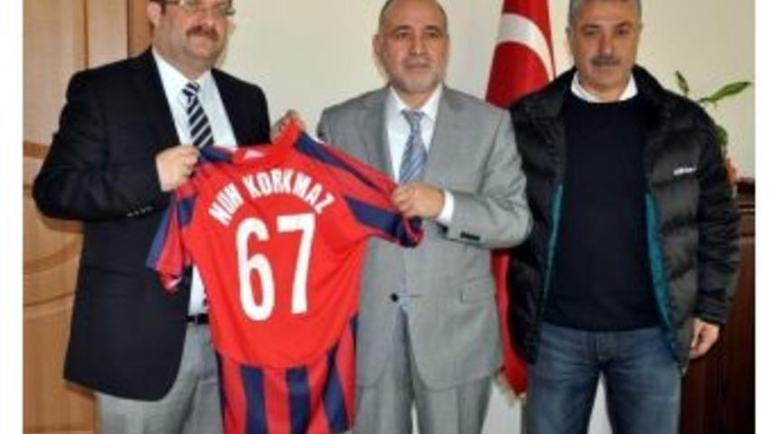 K&ouml;m&uuml;rspor&rsquo;dan, M&uuml;ft&uuml; Korkmaz&rsquo;a Ziyaret