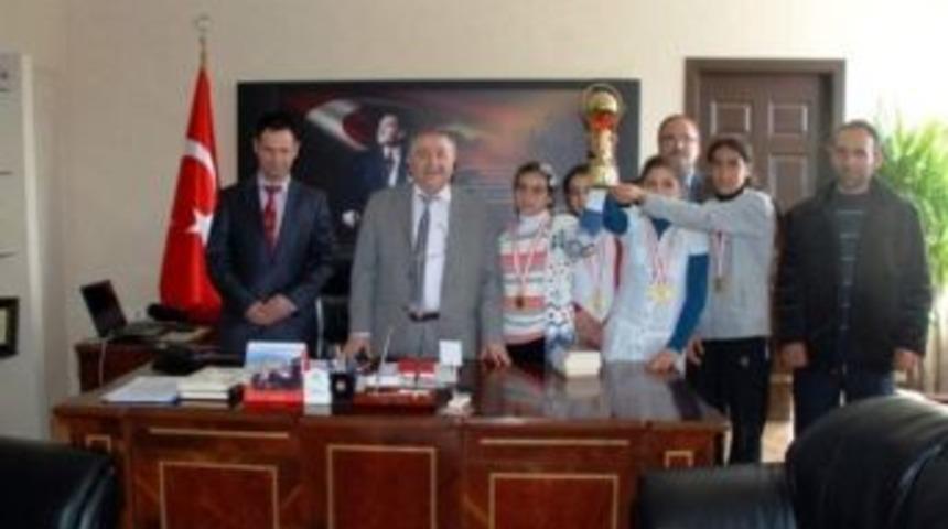 Masa Tenisinde Beş Yıldır Birinciliği Kimseye Kaptırmıyor