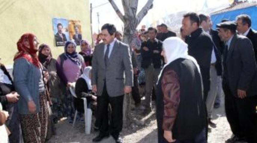 Ak Parti Darende Adayı S&uuml;leyman Eser, K&ouml;y Gezilerinde