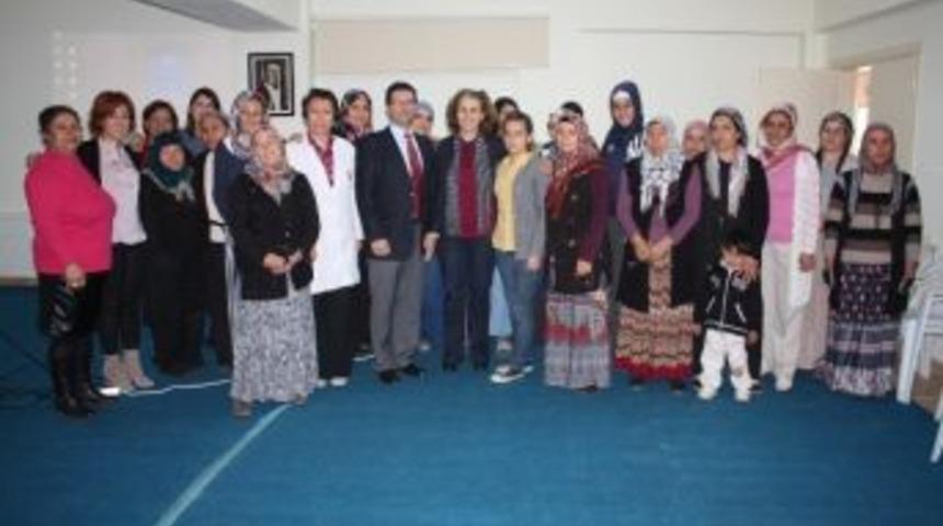 Habibler'de Dermatoloji Toplantısı D&uuml;zenlendi