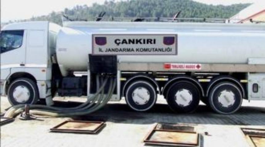 &Ccedil;ankırı'da 23 Ton Ka&ccedil;ak Akaryakıt Ele Ge&ccedil;irildi