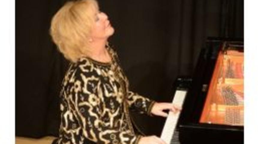 M&uuml;ziksev&rsquo;de Gen&ccedil; Piyanistlerin Gecesi