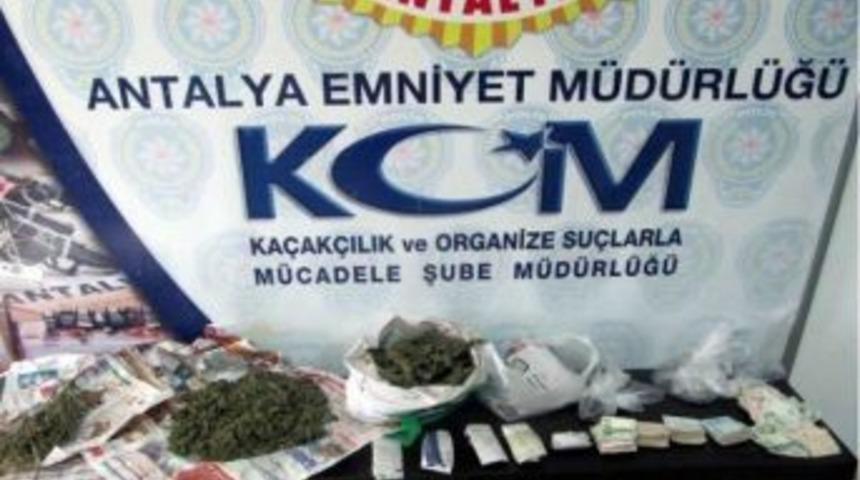 Antalya&rsquo;da Uyuşturucu Operasyonu