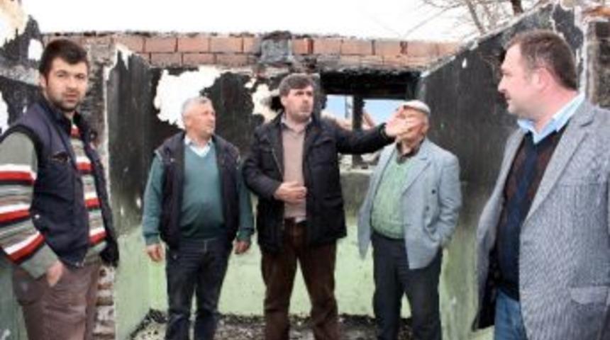 Yangınzede Aileye Başkan Morali