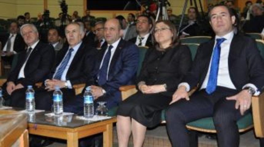 Bakan Işık, Gto &Uuml;yeleri Ve Mali M&uuml;şavirlerle Bir Araya Geldi