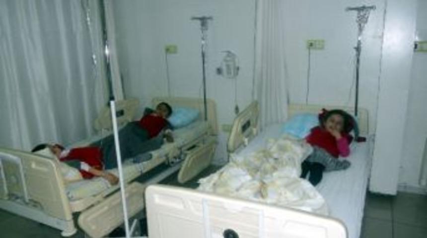 İlkokul &Ouml;ğrencileri Şekerden Zehirlendi
