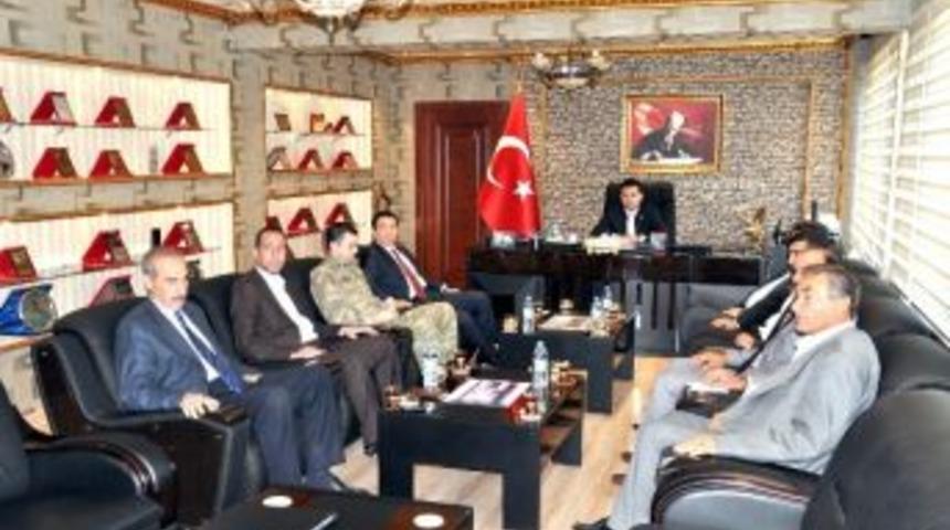 Kaymakam Fırat Başkan Adaylarıyla Toplantı Yaptı