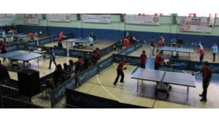 Masa Tenisi Grup M&uuml;sabakaları Başladı