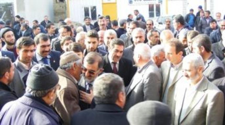 Erbaş: &ldquo;bu Se&ccedil;im Van&rsquo;ın Geleceği İ&ccedil;in &Ccedil;ok &Ouml;nemli&rdquo;