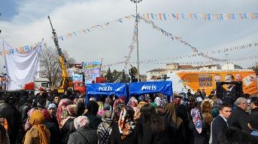 Sivas Başbakan&rsquo;ı Bekliyor