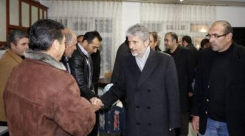 Sincan Belediye Başkanı Tuna, Yuva &Ccedil;ağrı Sitesi Sakinleriyle Buluştu