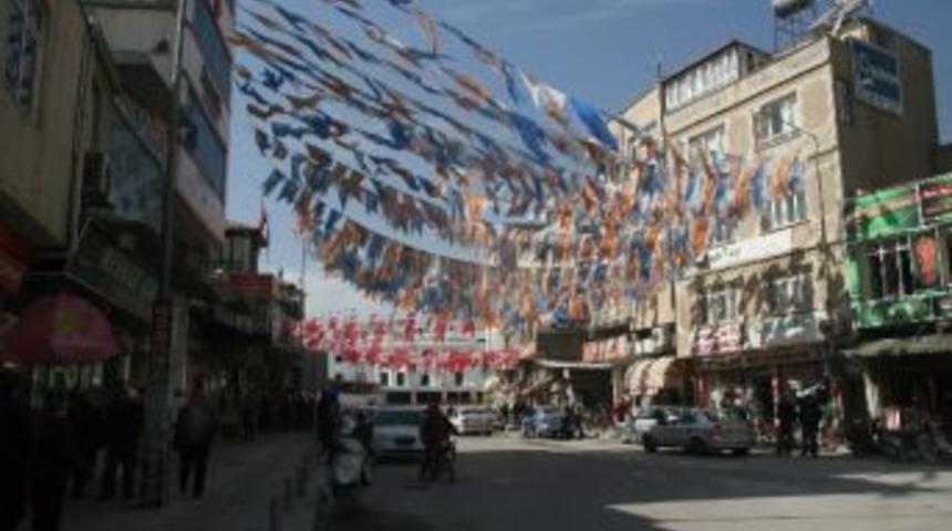 Kilis Merkezi Bayrak Ve Flamalar İle Donatıyor