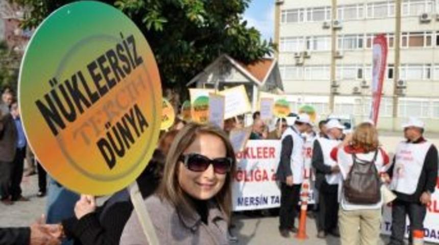 Doktorların "n&uuml;kleere Hayır" Y&uuml;r&uuml;y&uuml;ş&uuml; 2. G&uuml;n&uuml;nde