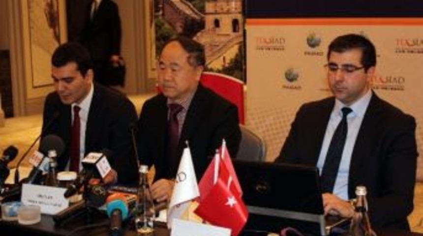 Nobel &Ouml;d&uuml;ll&uuml; Yazar Mo Yan Gazetecilerle Bir Araya Geldi