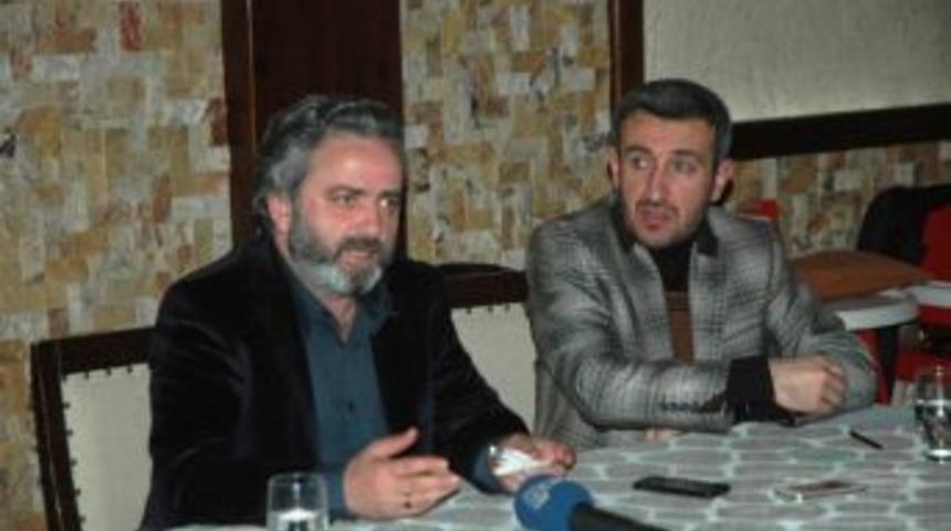 Sakarya Dayanışma Ve D&uuml;ş&uuml;nce Platformu D&uuml;zenledikleri Sohbet Toplantısında Fikri Aky&uuml;z&rsquo;&uuml; Ağırladı