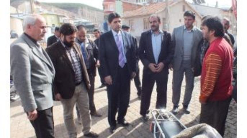 Ak Parti Derbent&rsquo;te Se&ccedil;im &Ccedil;alışmalarını S&uuml;rd&uuml;r&uuml;yor