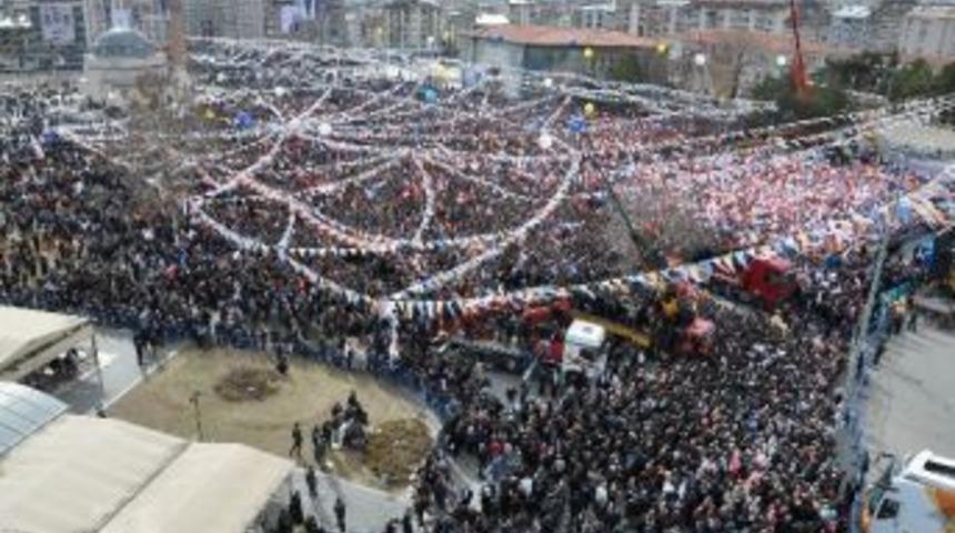 Başbakan Recep Tayyip Erdoğan Sivas&rsquo;ta