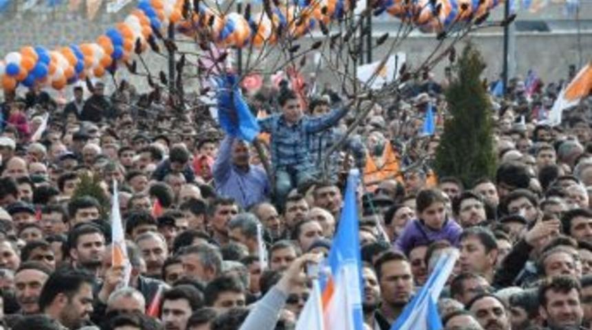 Başbakan Recep Tayyip Erdoğan Sivas&rsquo;ta