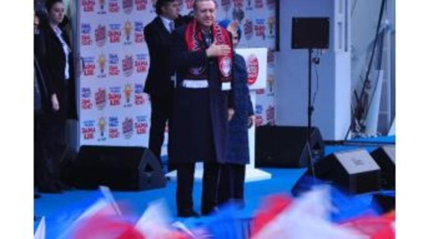 Başbakan Erdoğan: "bu &Uuml;lkeyi Ses Kayıtlarına Ve Şantaj &Ccedil;etelerine Teslim Etmeyeceğiz"