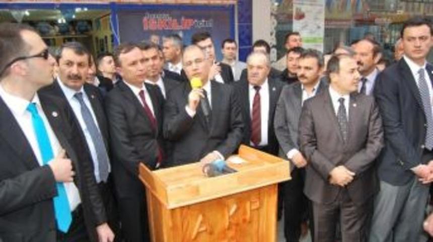 Bakan Ala, Ak Parti Se&ccedil;im B&uuml;rosu&rsquo;nu Ziyaret Etti