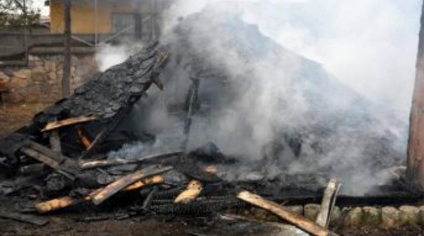 Suşehri&rsquo;nde Yangın