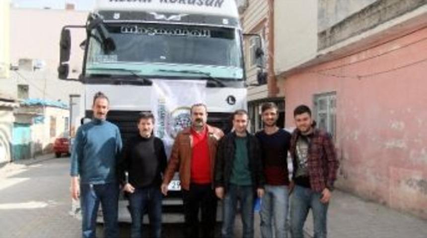 Kahta&rsquo;dan Suriye&rsquo;ye Bir Tır Yardım G&ouml;nderildi