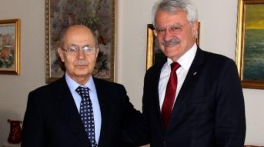 Başkan Tanık, Ahmet Necdet Sezer İle Bir Araya Geldi